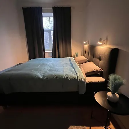 Charming On Eveles Street Апартаменты Рига
