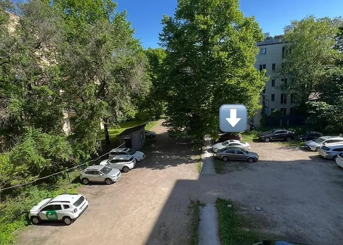 Charming On Eveles Street